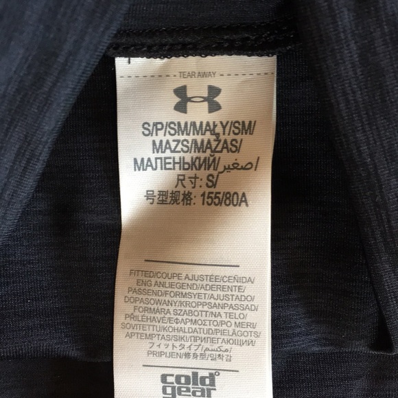 Under armour turtle neck. - Picture 4 of 4